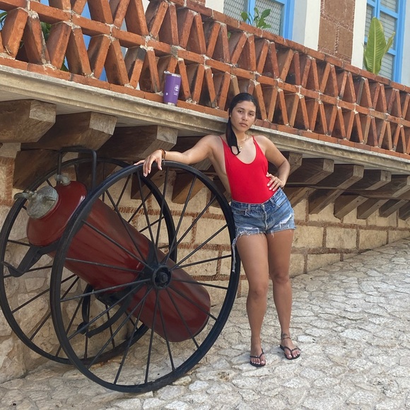 Sexy Red one piece swim suit - Picture 5 of 7